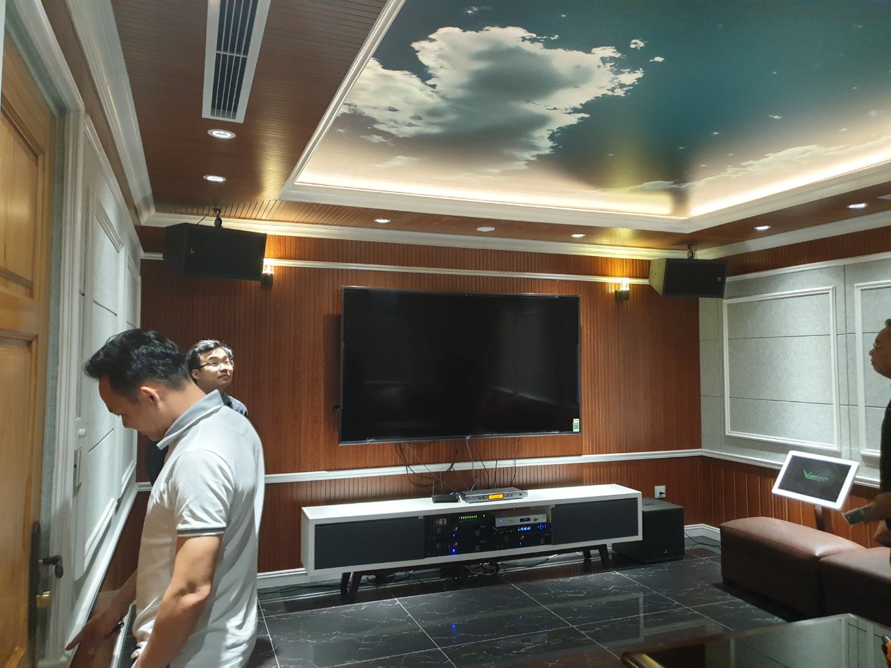 z2563715130004_56c07f0ee962904e20ad812760de12f5